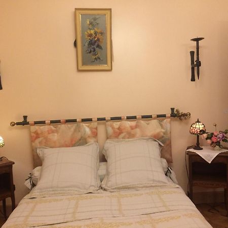 Bed and Breakfast La Forge De La Coudraie Pleugueneuc Экстерьер фото