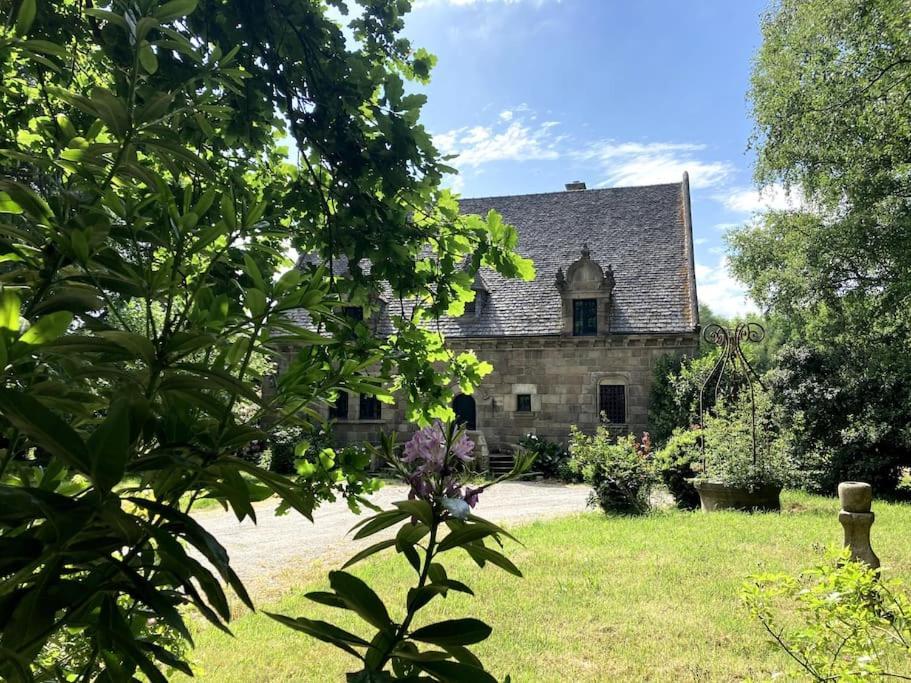 Bed and Breakfast La Forge De La Coudraie Pleugueneuc Экстерьер фото