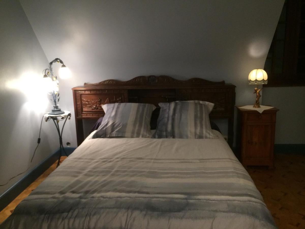 Bed and Breakfast La Forge De La Coudraie Pleugueneuc Экстерьер фото