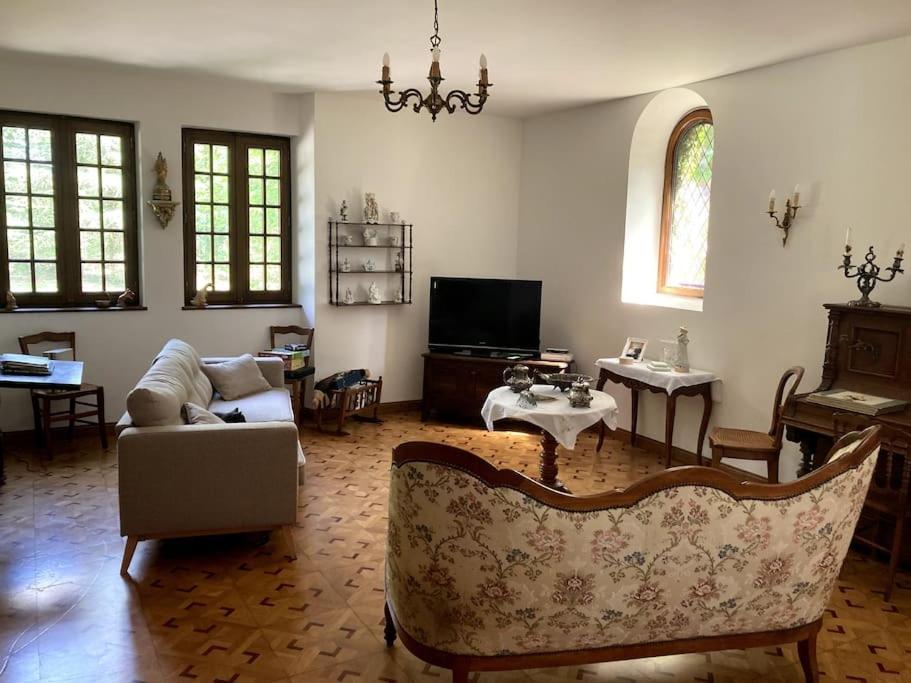 Bed and Breakfast La Forge De La Coudraie Pleugueneuc Экстерьер фото