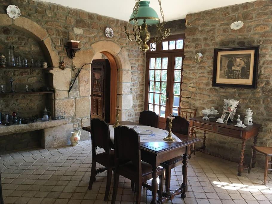 Bed and Breakfast La Forge De La Coudraie Pleugueneuc Экстерьер фото